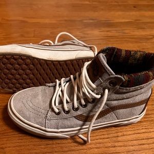 Vans MTE Size 6
